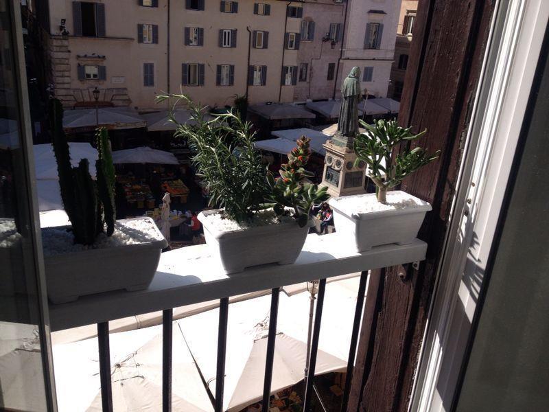 Apartamento Campo Dei Fiori Funny Flat Roma Habitación foto
